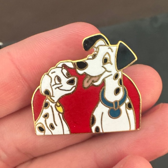 Disney 101 Dalmatians Dog Pin - Red and White - Picture 5 of 6